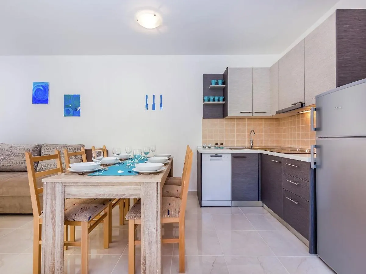 Holiday home Charming Home With Swimming Pool