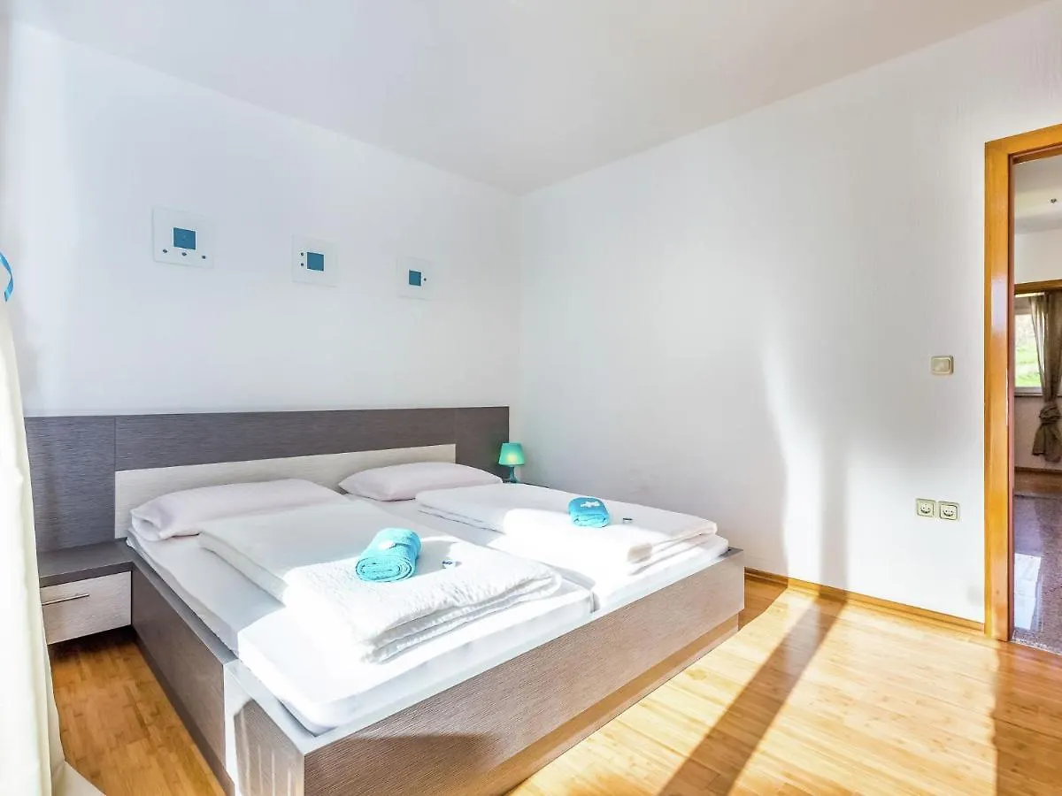 Charming Home With Swimming Pool 0*, Dramalj Croatia